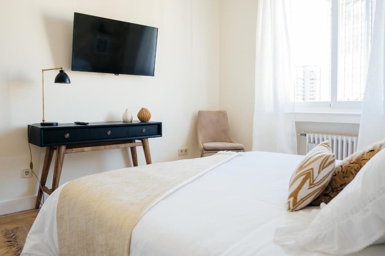 De 300 M² En Salamanca, Con 5 Habitación Apartamento Madrid
