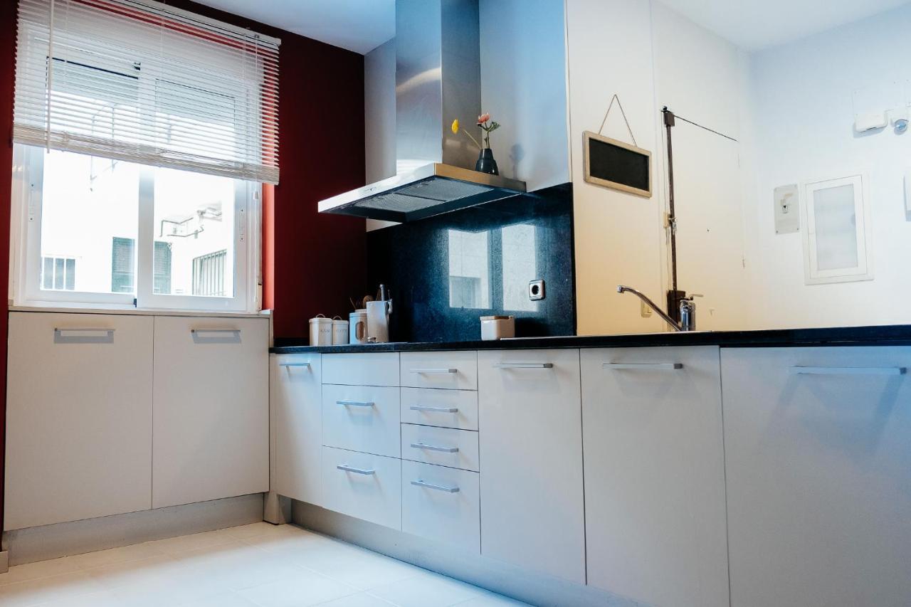 De 300 M² En Salamanca, Con 5 Habitación Apartamento *
