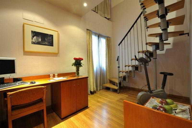 Hotel Petit Palace Cliper-gran Vía