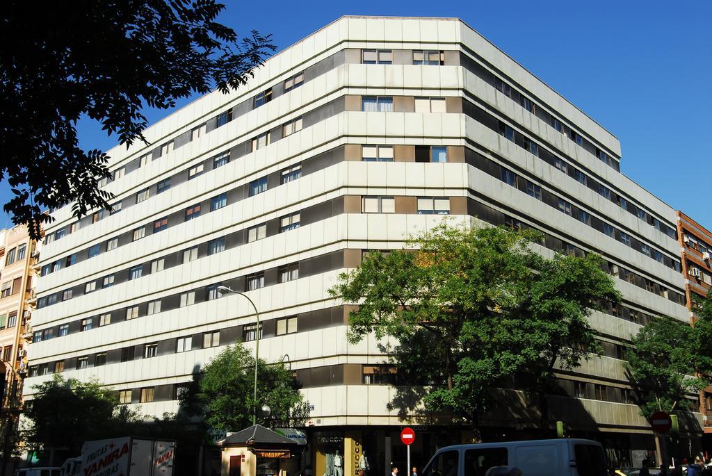 Apartahotel Goya 75 3*