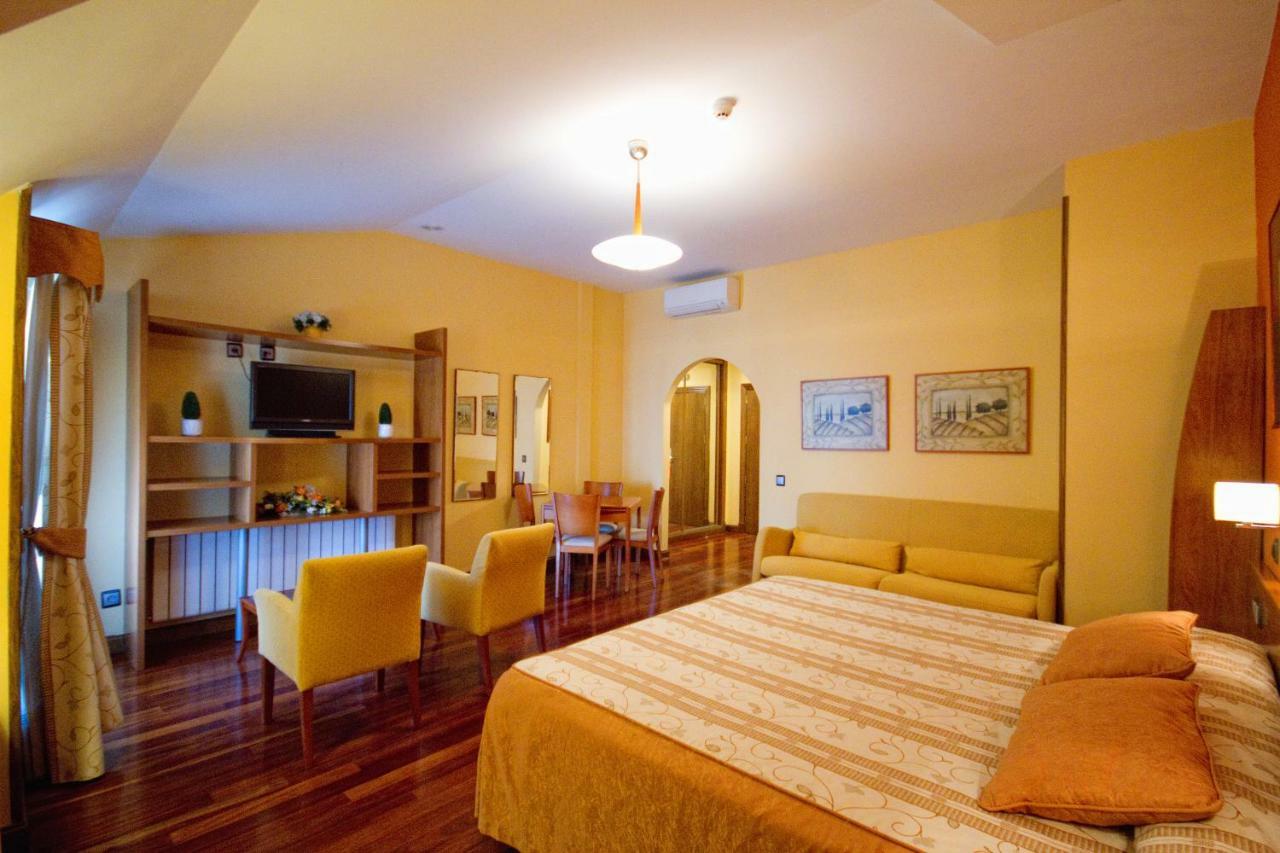 Hotel 5 Pinos