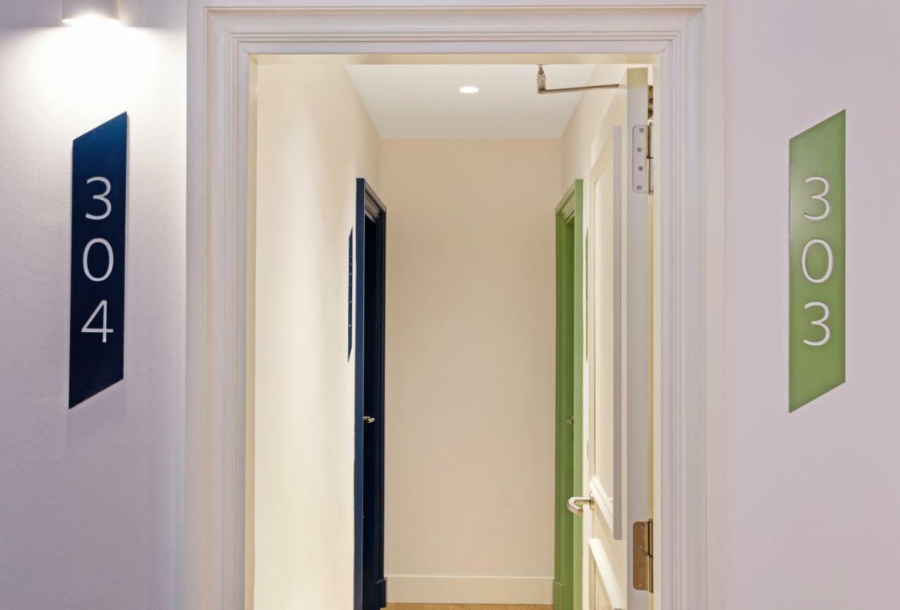 One Shot Prado 23 Hotel 3*