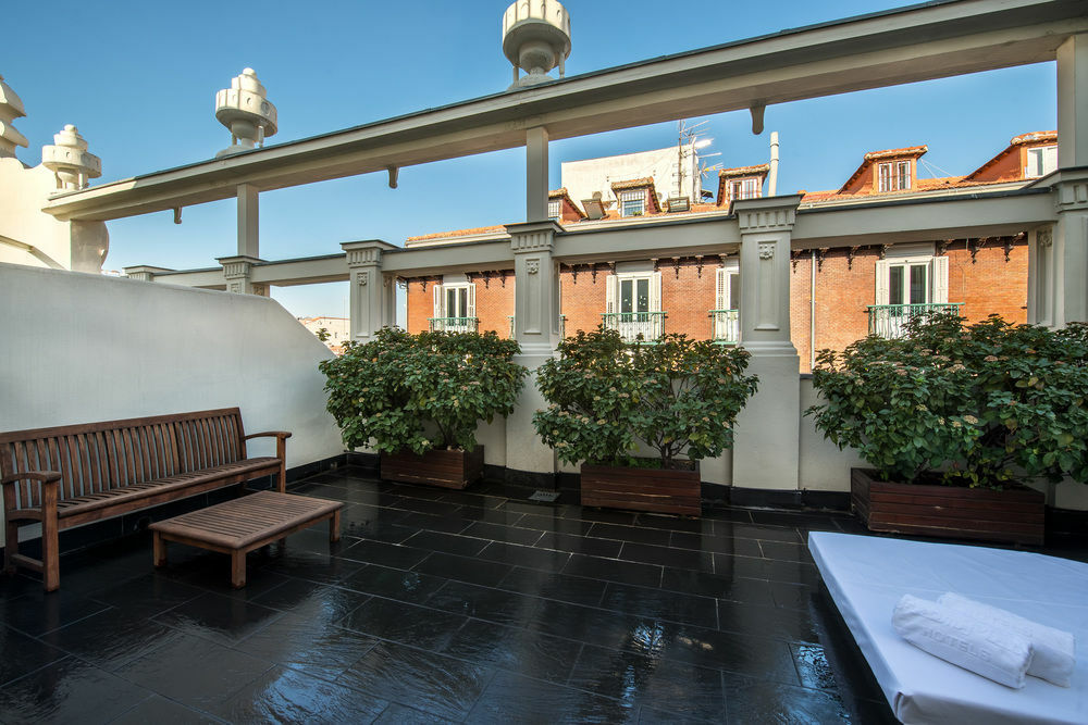 Mate Alicia, Hotel Madrid