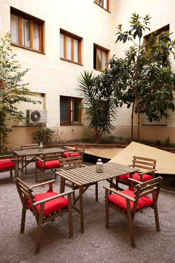 Palacio Hostal *