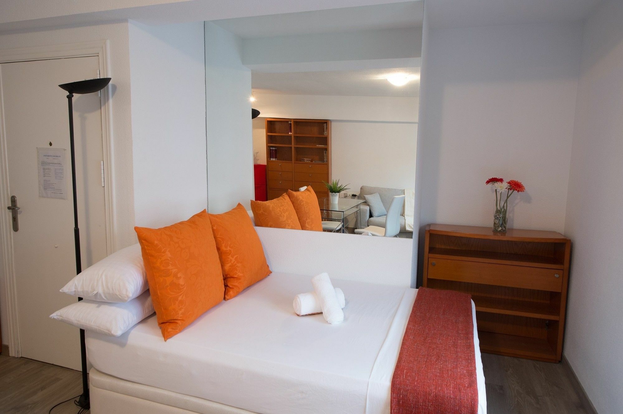 Apartamento For Rastro - La Latina