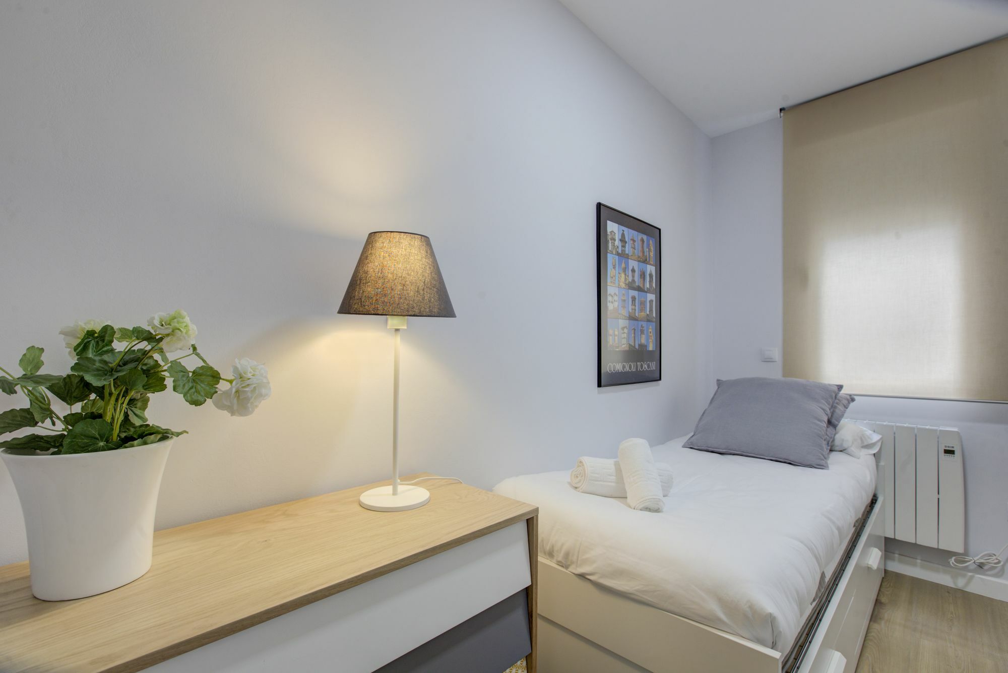 Apartamento Cozy 2 Bedroom In Conde Duque Madrid