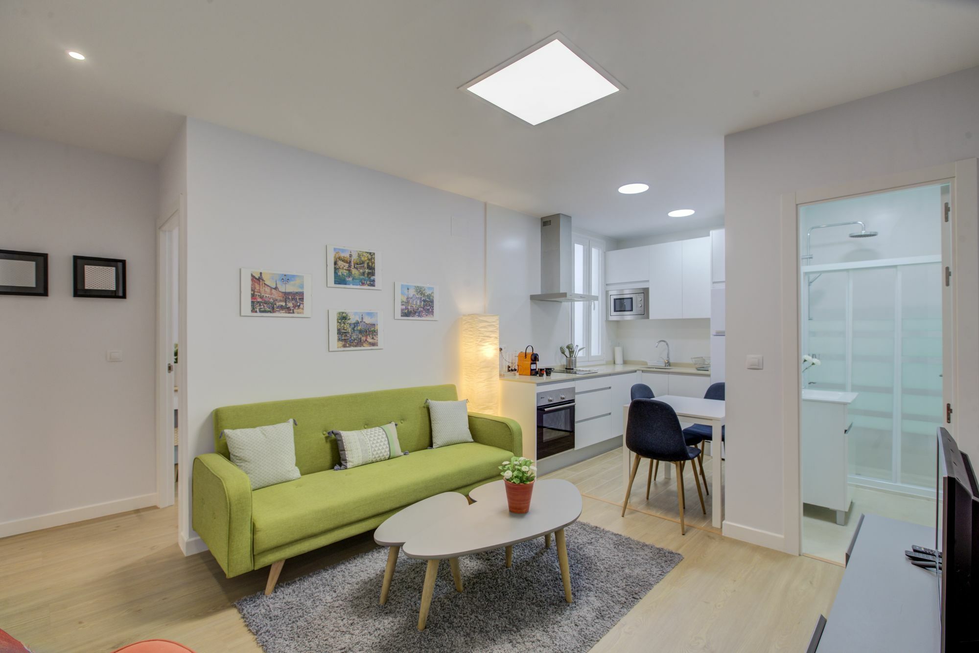 Apartamento Cozy 2 Bedroom In Conde Duque *