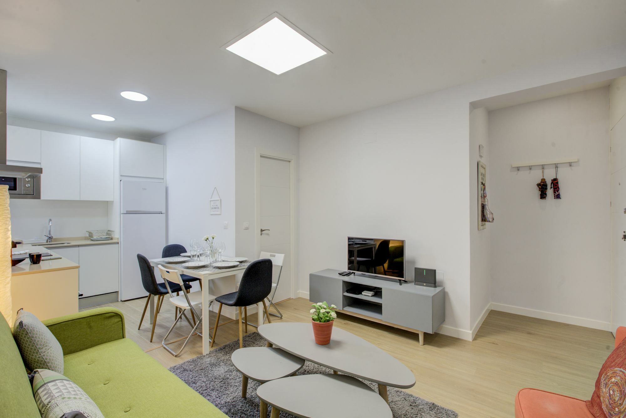 Apartamento Cozy 2 Bedroom In Conde Duque Madrid