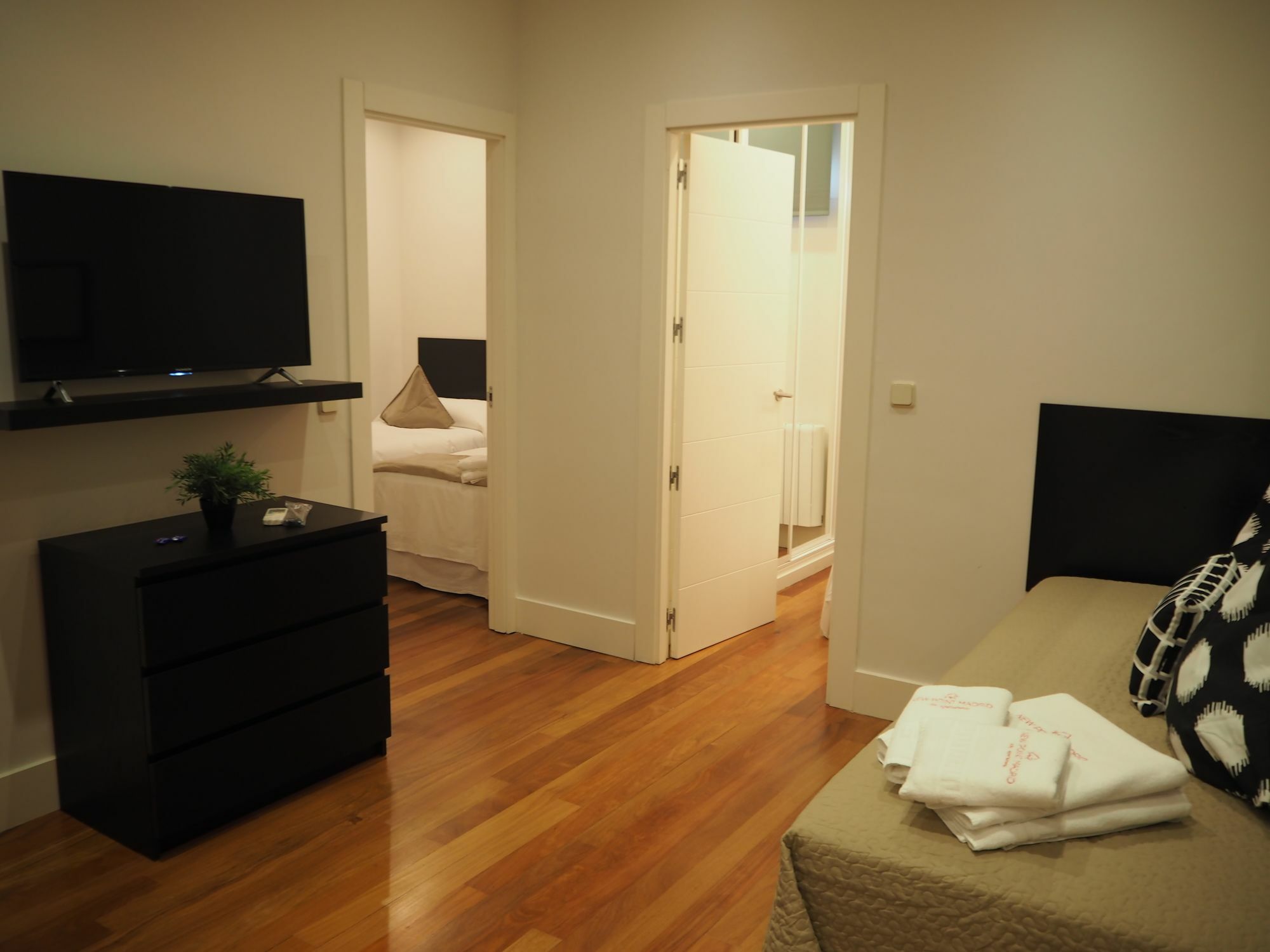 New Point Apartahotel 3*