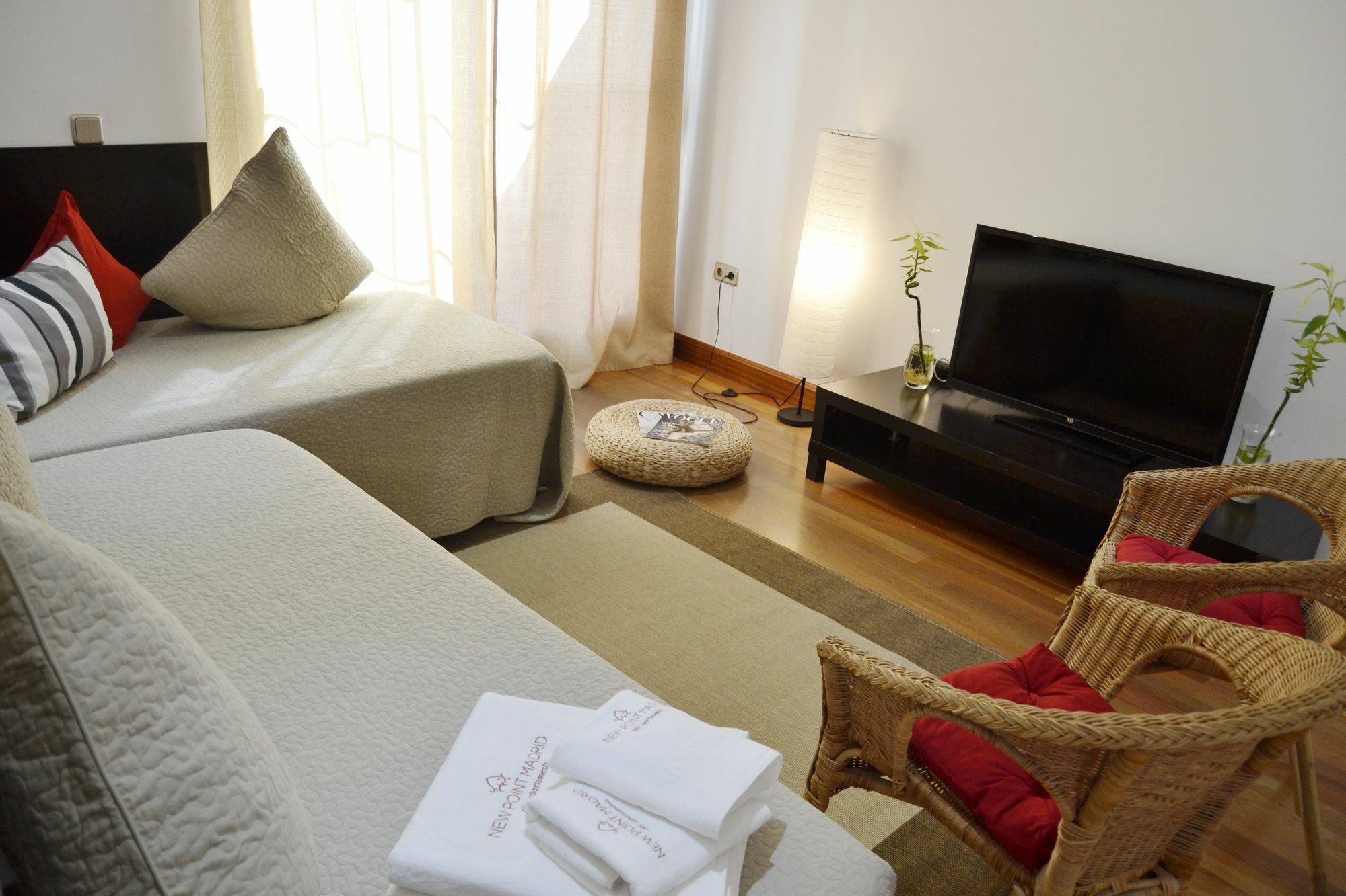 New Point Apartahotel