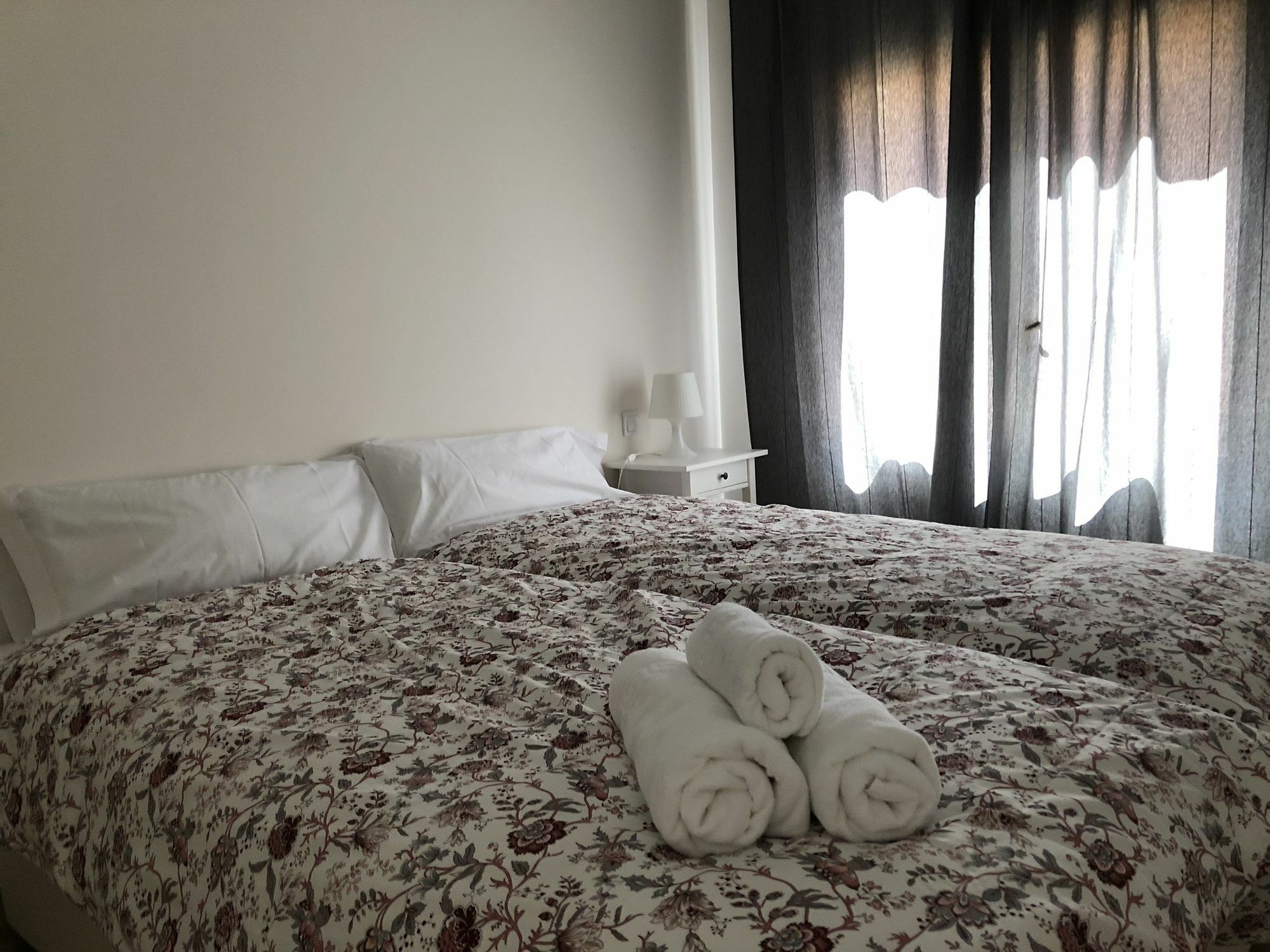 Piso En Edificio Barroco Madrid. Apartamento Madrid