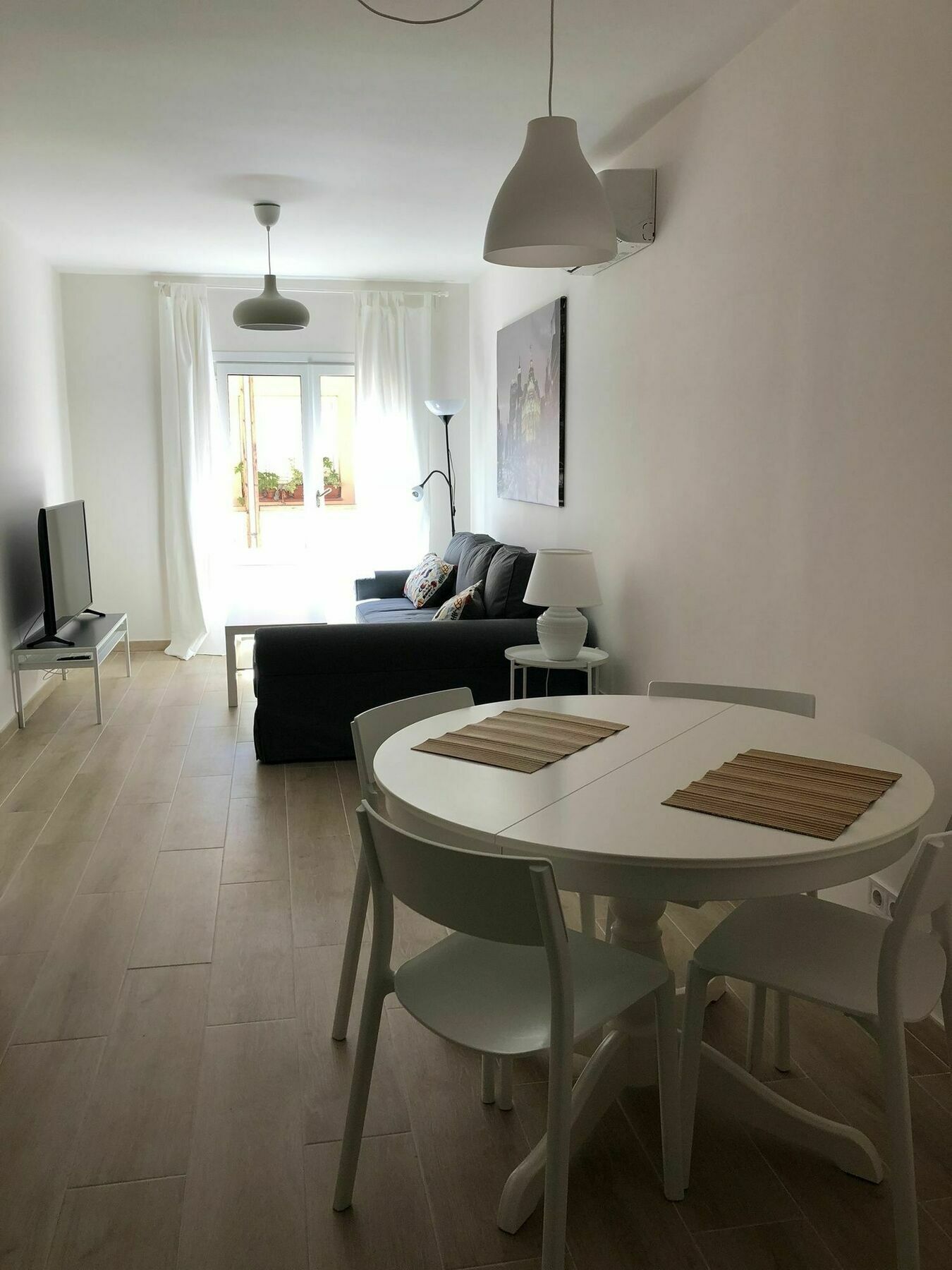 Piso En Edificio Barroco Madrid. Apartamento
