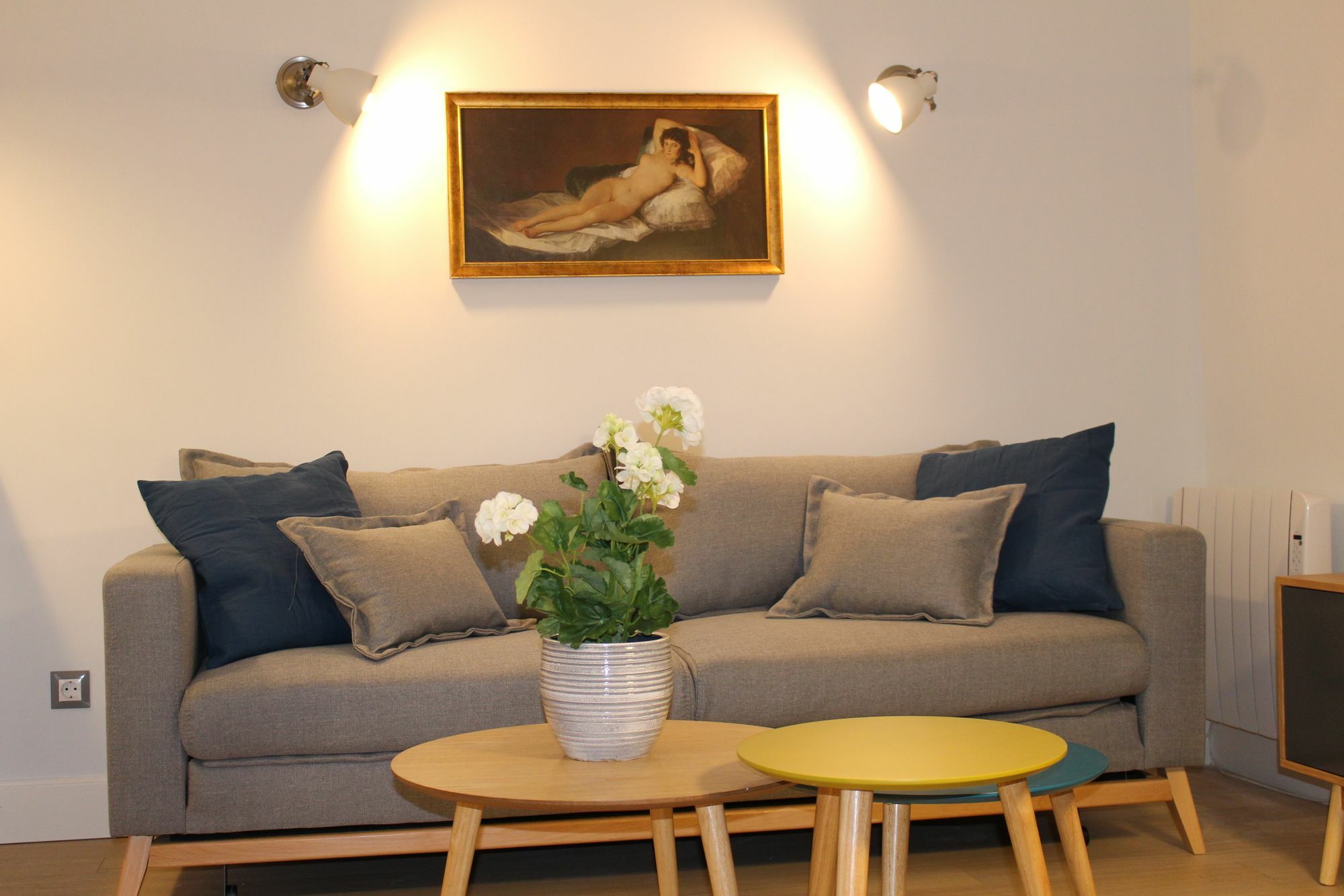 Stylish In Heart Of Malasana * Madrid