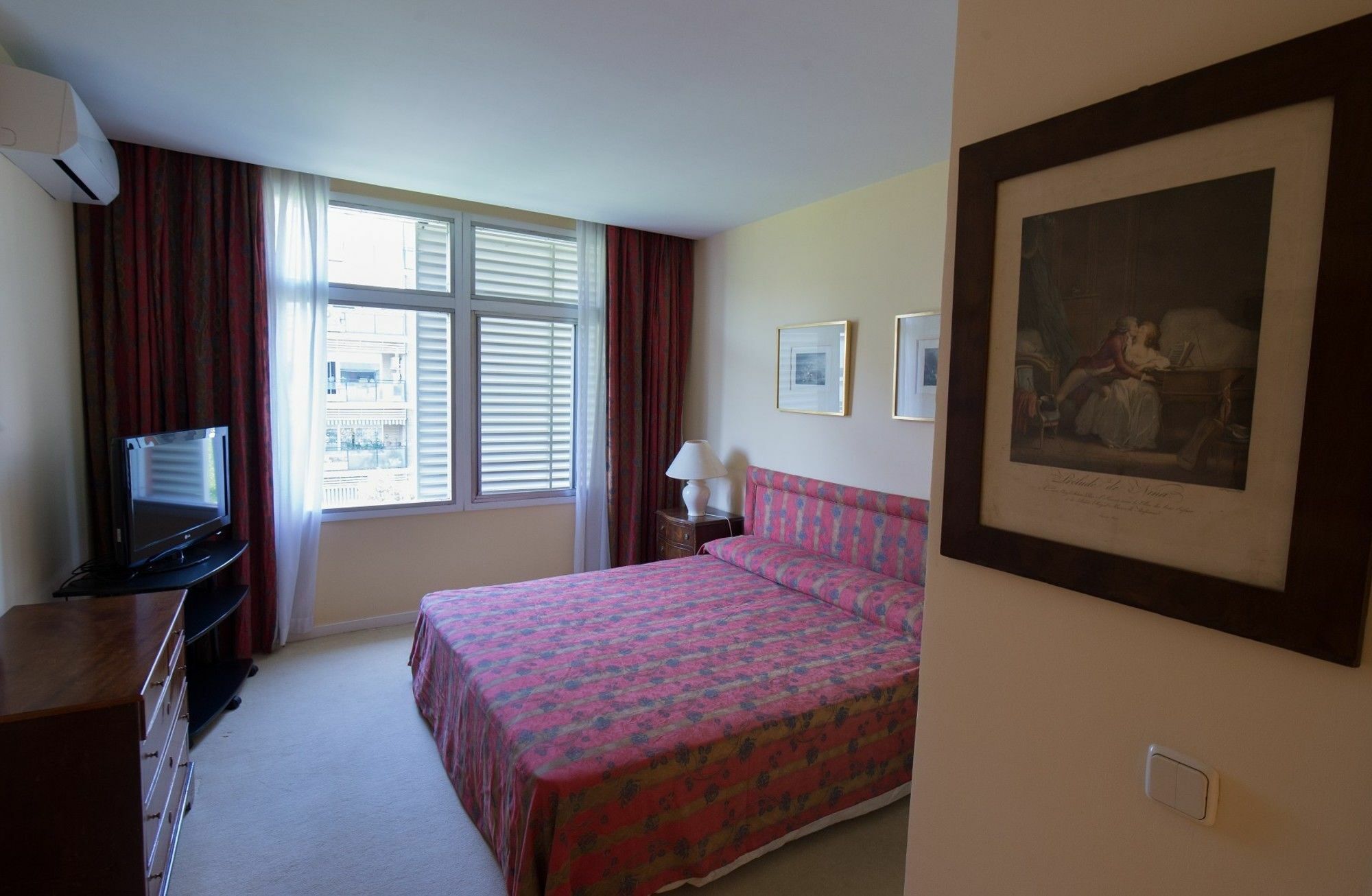 Apartamento In R.madrid C.f. Stadium 2 *