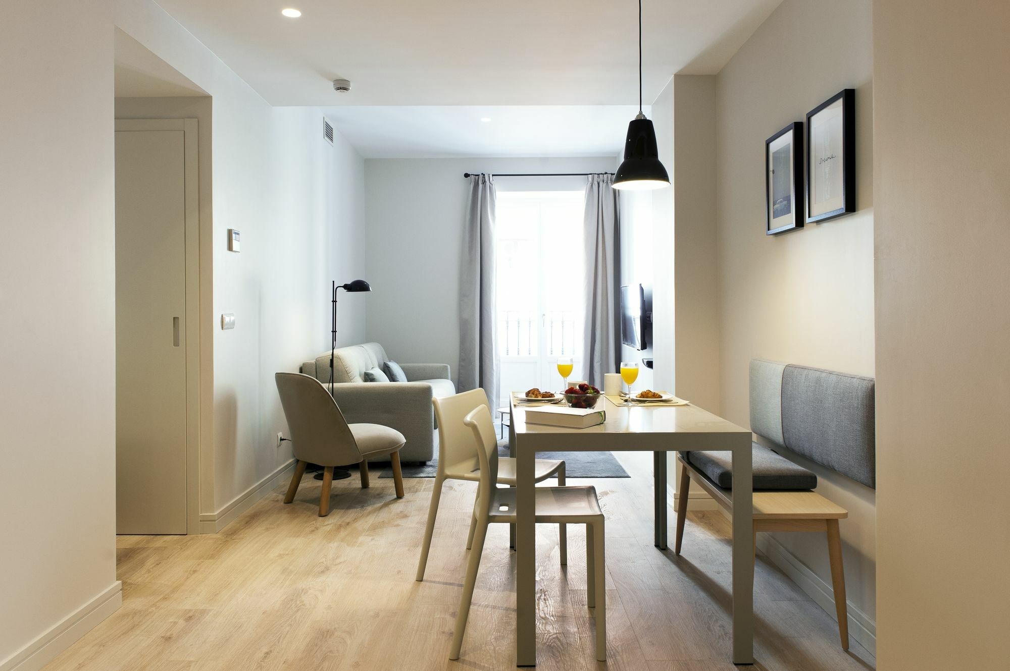 Apartahotel Mh 4*