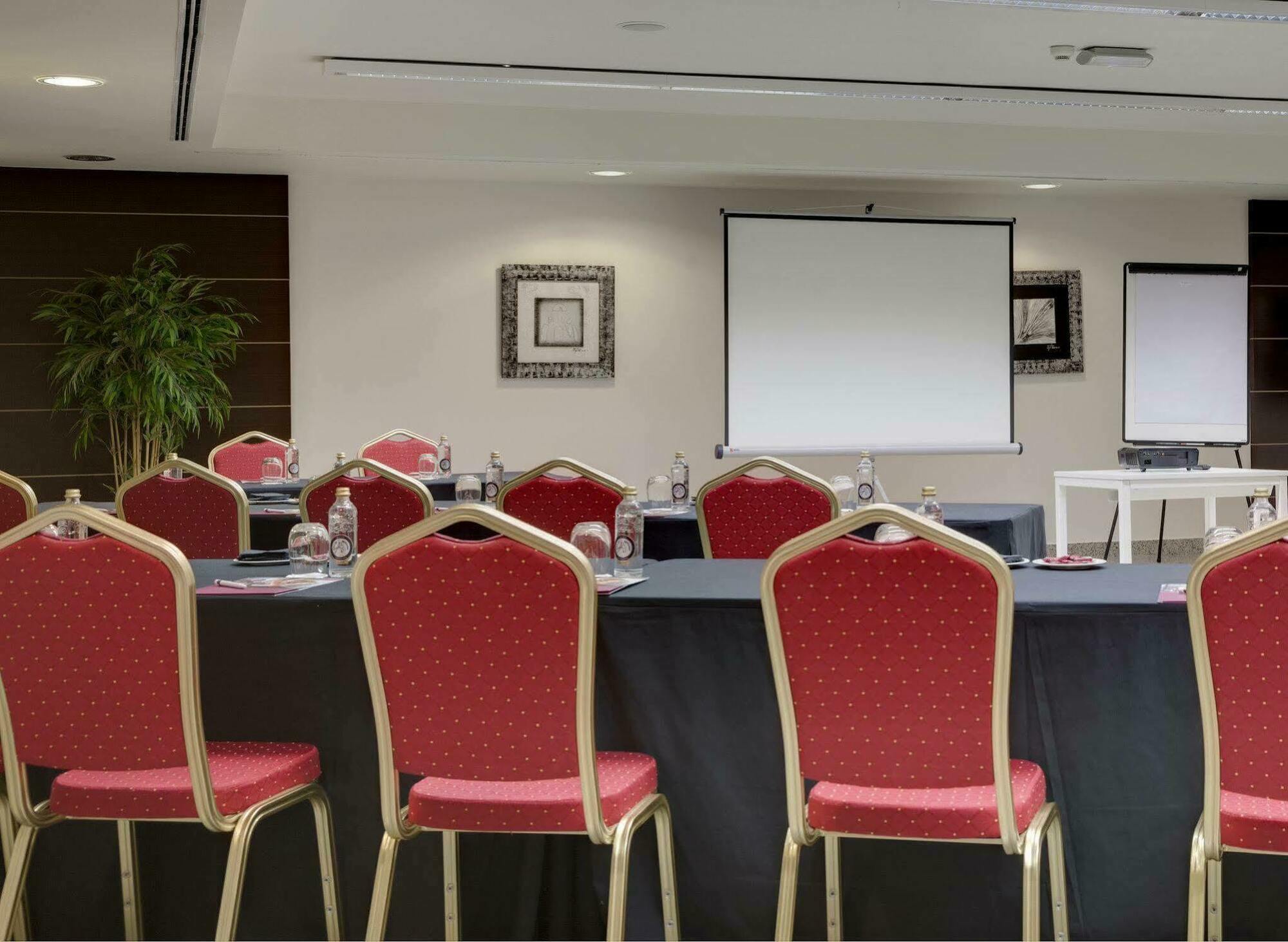 Hotel Crowne Plaza Airport Madrid