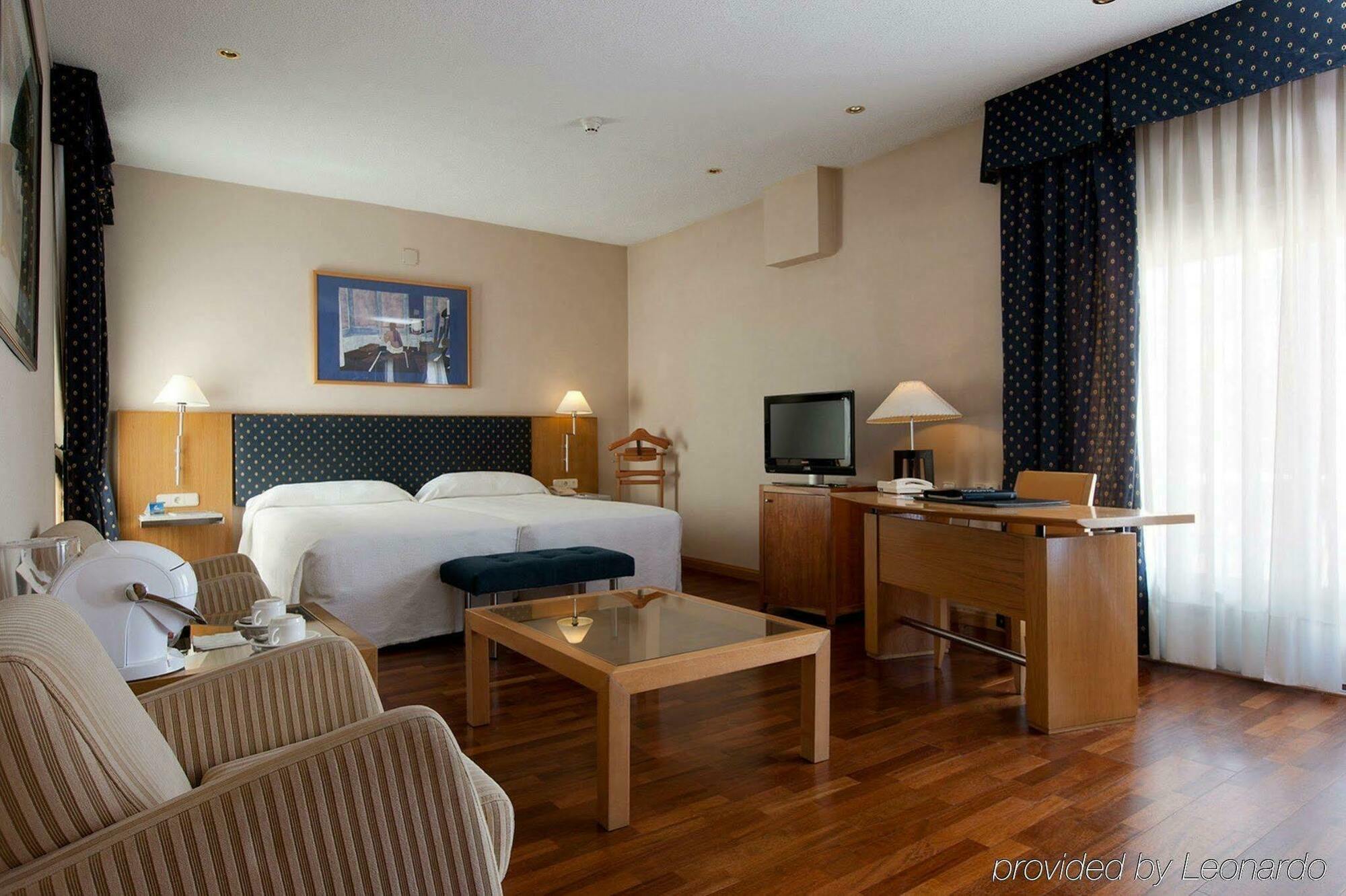 Nh Chamberí Hotel 3*