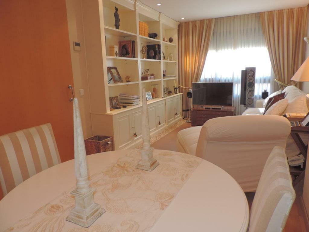Apartamento Retiro *