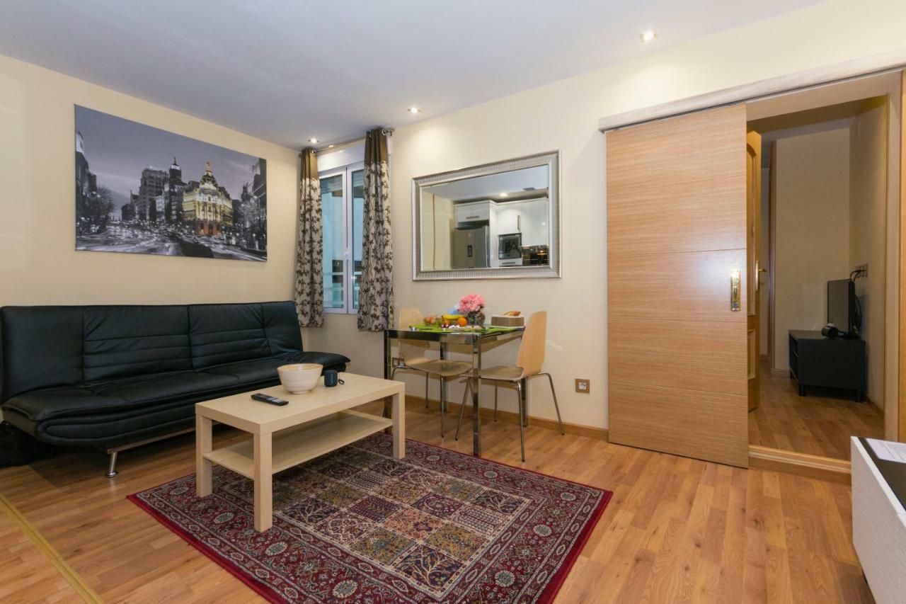 Atocha Apartment *