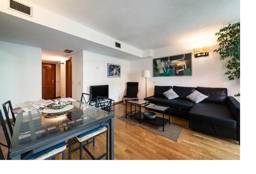Prado Museum Air Apartamento