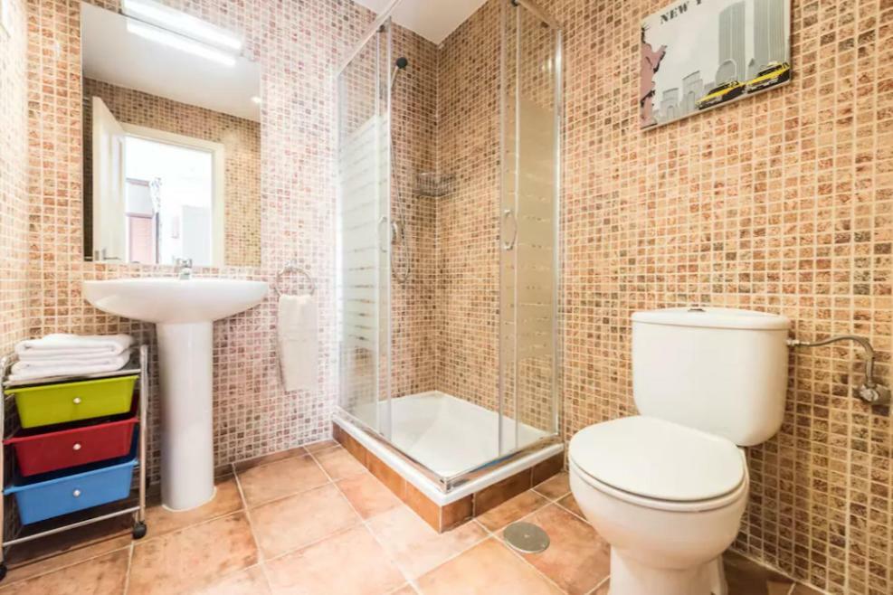 Apartamento Cozy For Couples In The Heart Of Madrid