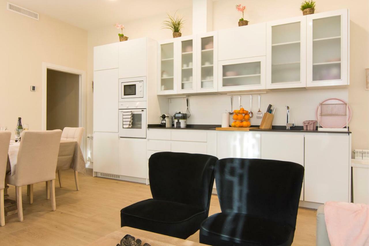 Sol Luxury Suites *