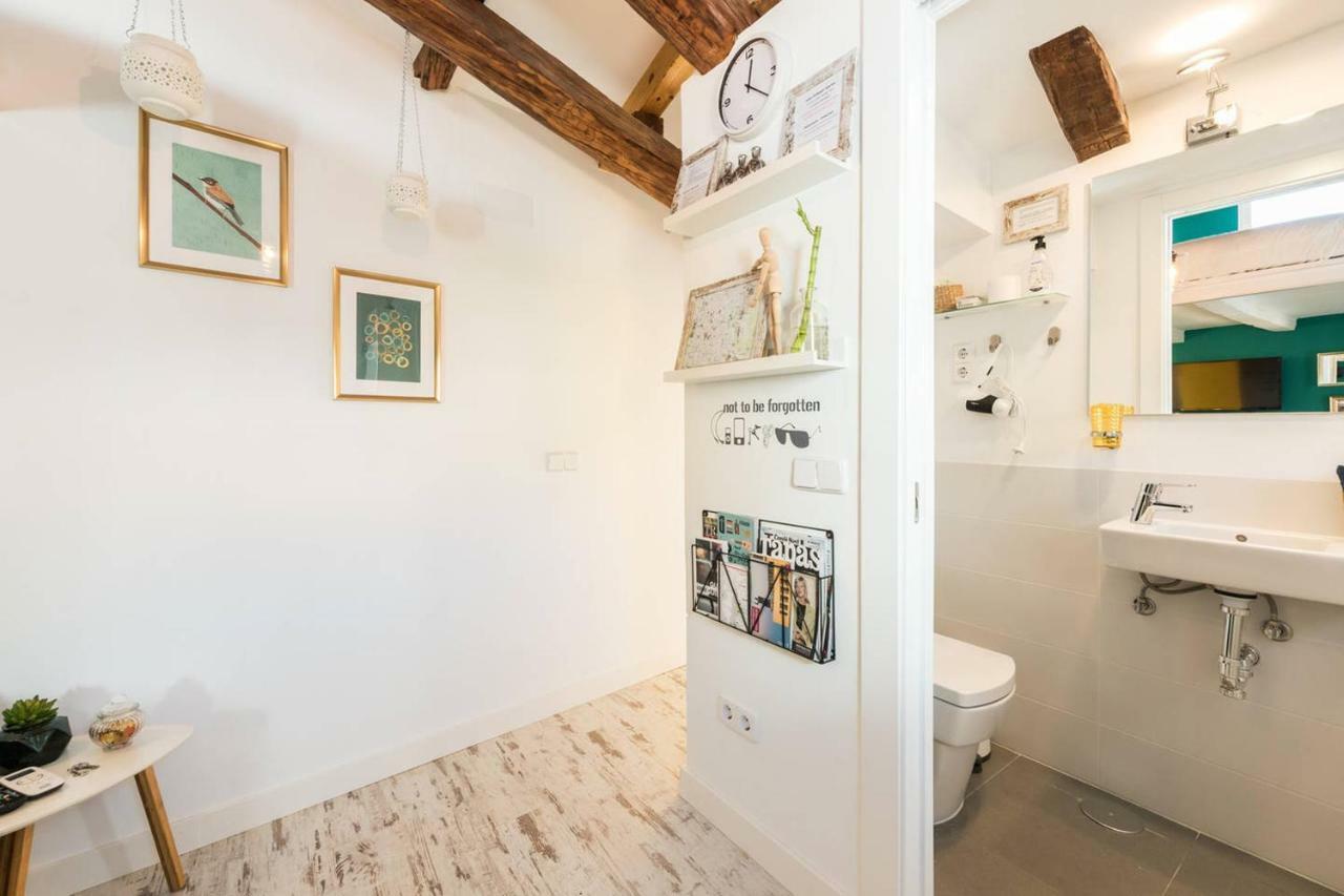 Buhardilla En Calle Amparo-lavapiés Apartamento *