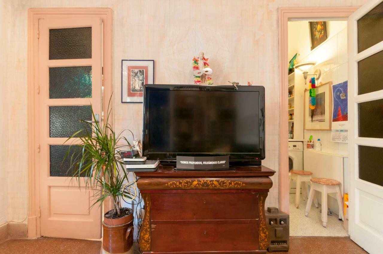 Malasaña. La Casa Del Artista Apartamento