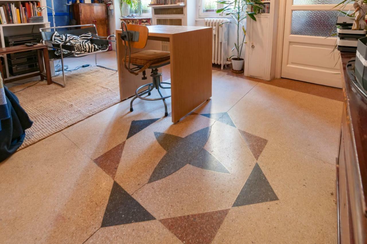 Malasaña. La Casa Del Artista *