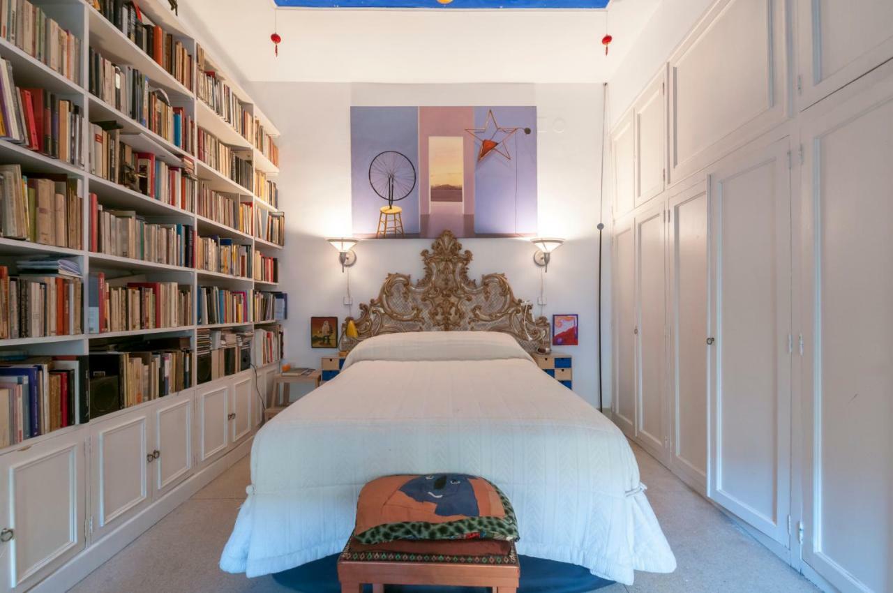 Malasaña. La Casa Del Artista *