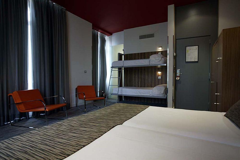 Petit Palace Plaza Del Carmen Hotel
