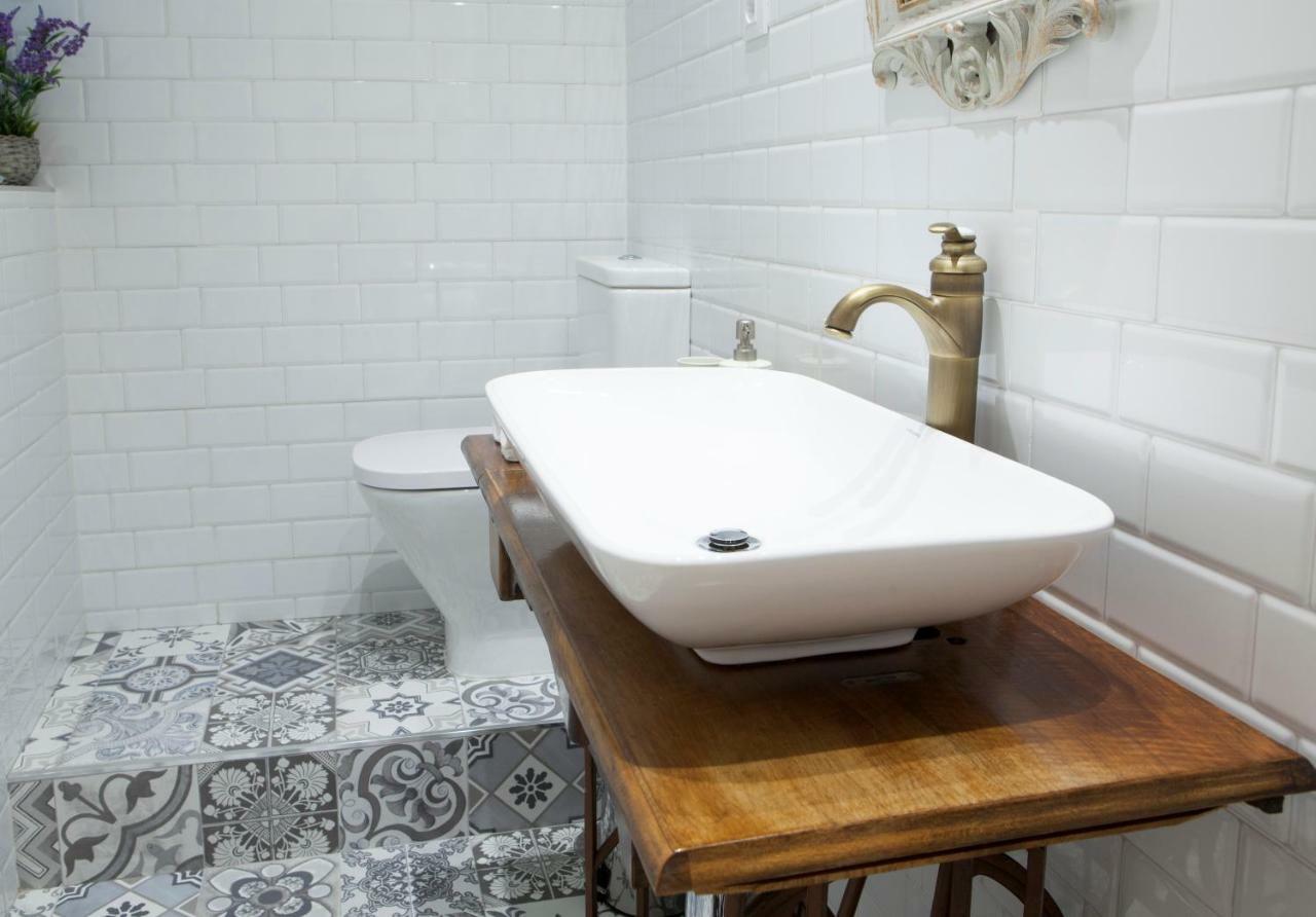 Apartamento Elegante Y Espacioso, Junto A La Plaza Mayor *