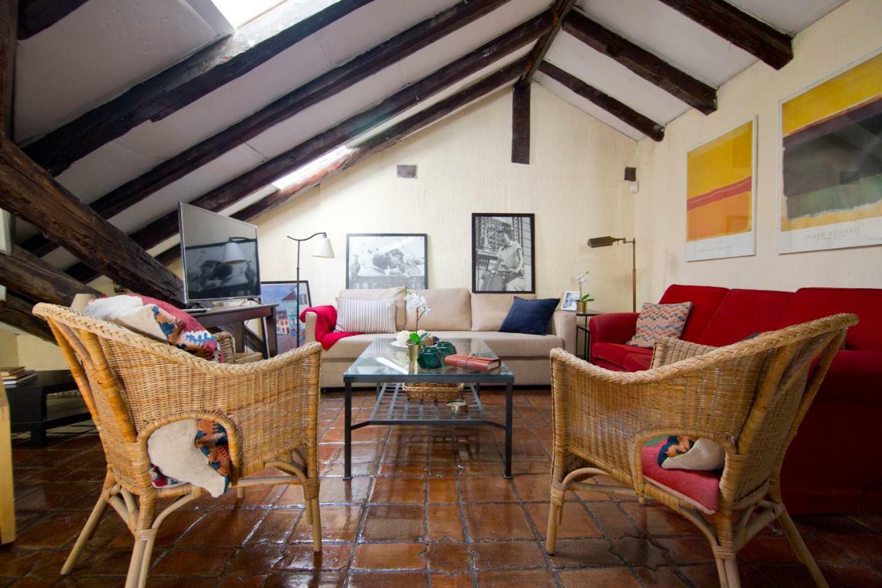 Luxury Puerta De Alcala And Serrano Street Apartment