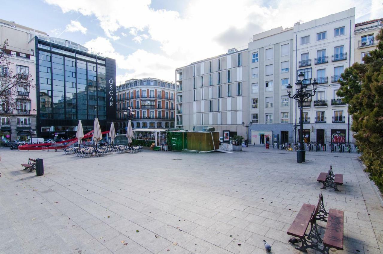 Plaza De Pedro Zerolo, 2