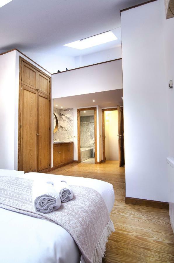 Fresa, 3 * Madrid