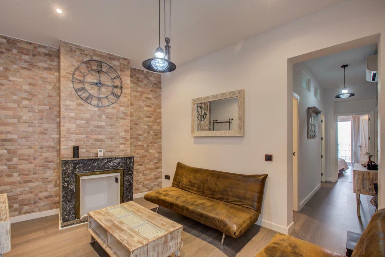 Fee4me Marques Vintage Center Apartamento *