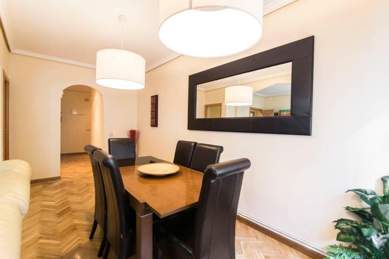 & Private Terrace Wifi + Aircon Apartamento Madrid