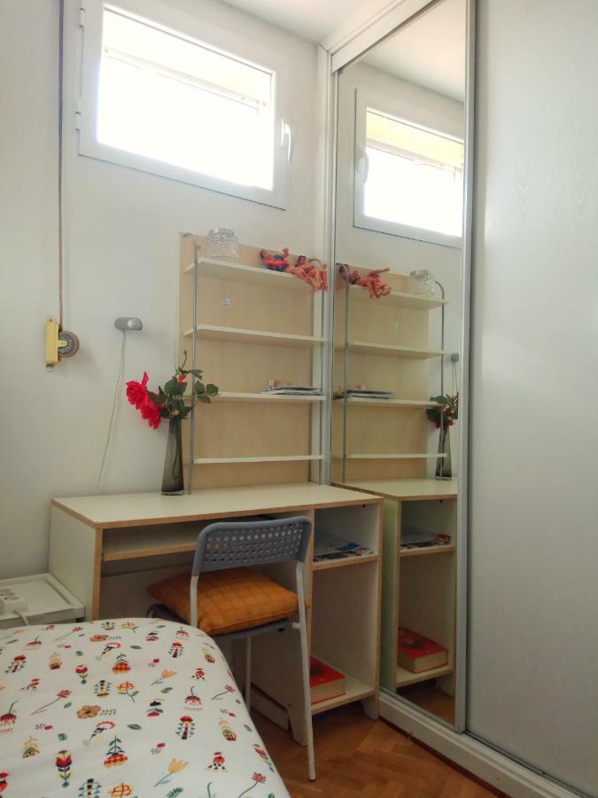 Privada Paseo Del Arte Homestay *