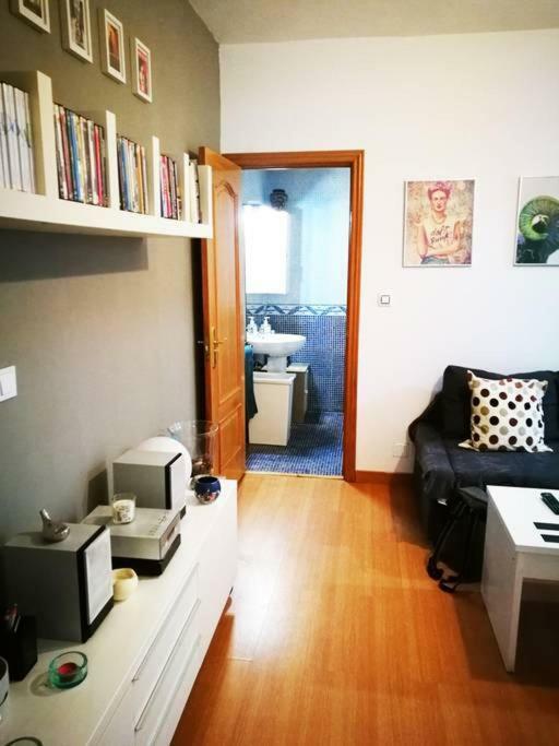 Apartment Urgel Madrid