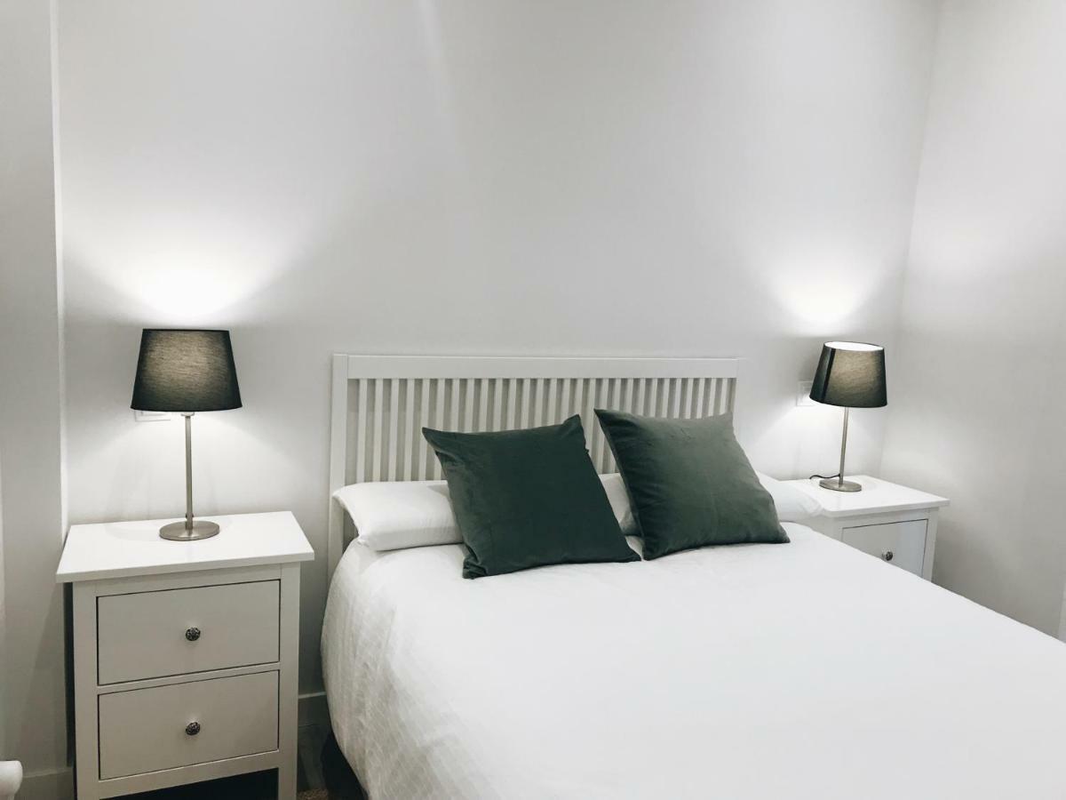 Apartamento Recién Reformado En Avenida Reina Victoria *