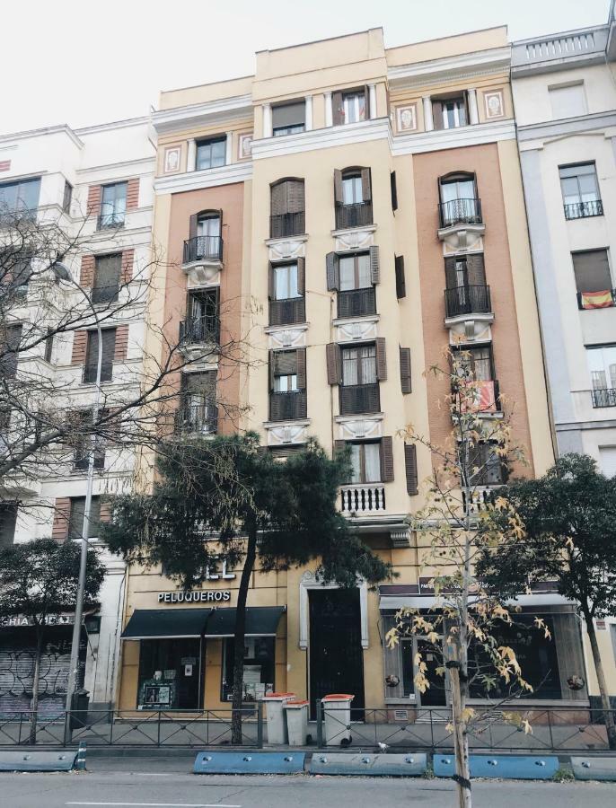 Recién Reformado En Avenida Reina Victoria Apartamento