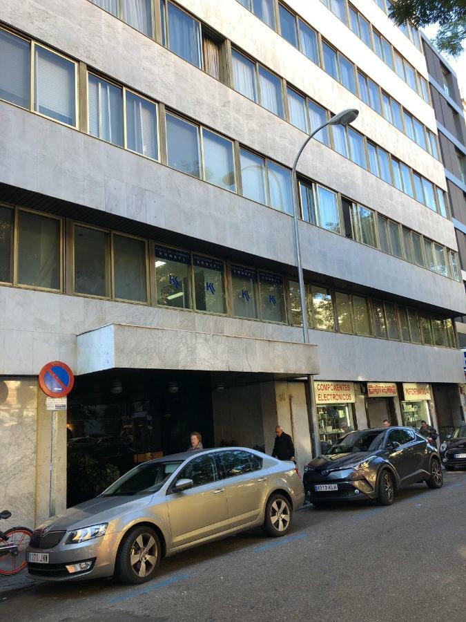 Apartamento Pisos Con Piscina Barrio Exclusivo-wizinkcenter
