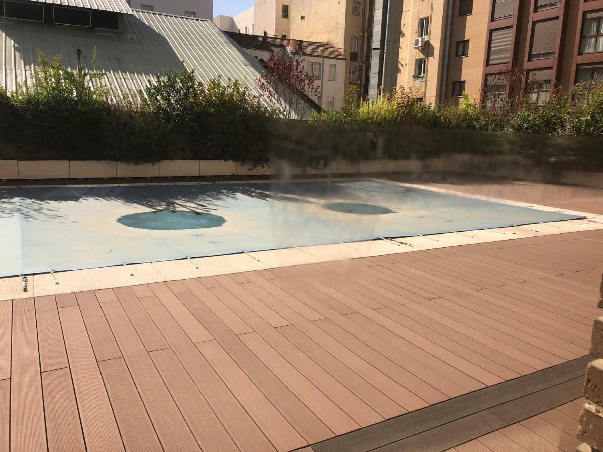 Pisos Con Piscina Barrio Exclusivo-wizinkcenter Apartamento