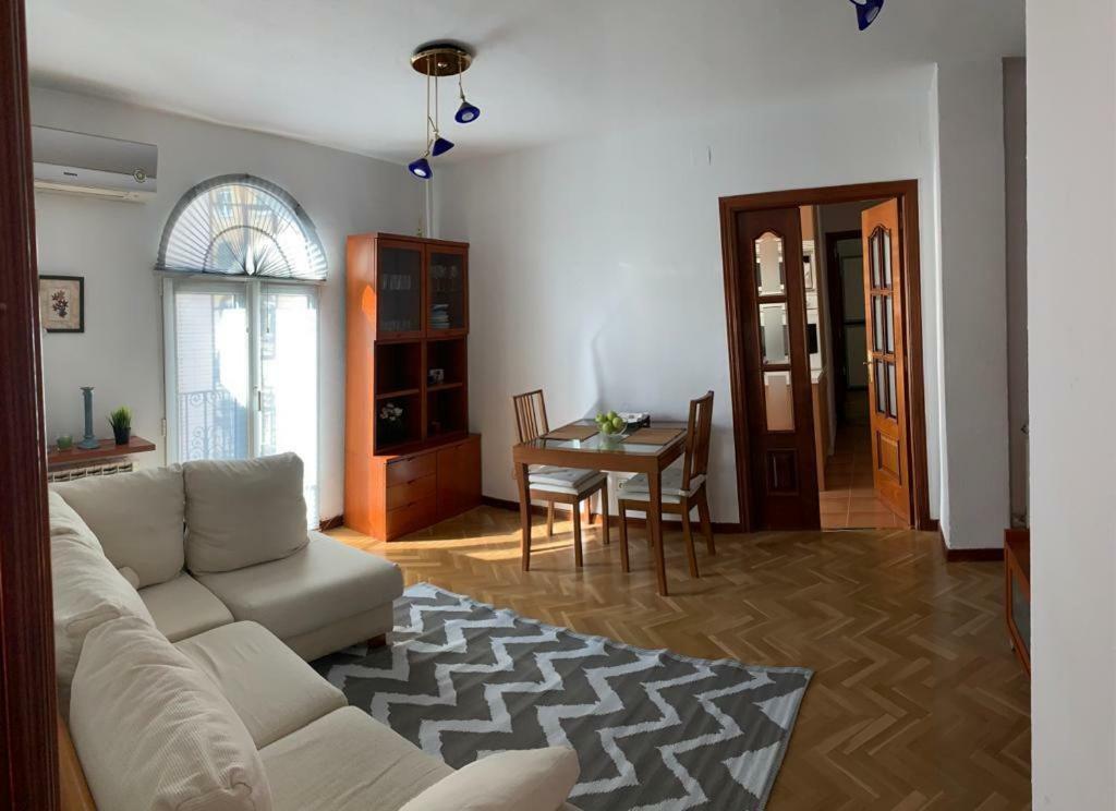 Apartamento Acogedor Apartamento Muy Bien Conectado Y Equipado En