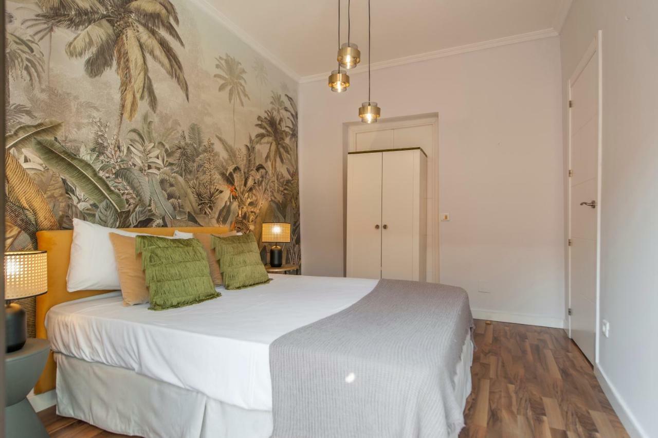 Apartamento Palacio Real I *