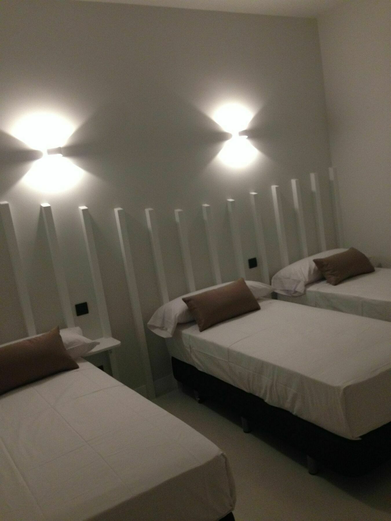 Gran Via 44 Hostal Madrid