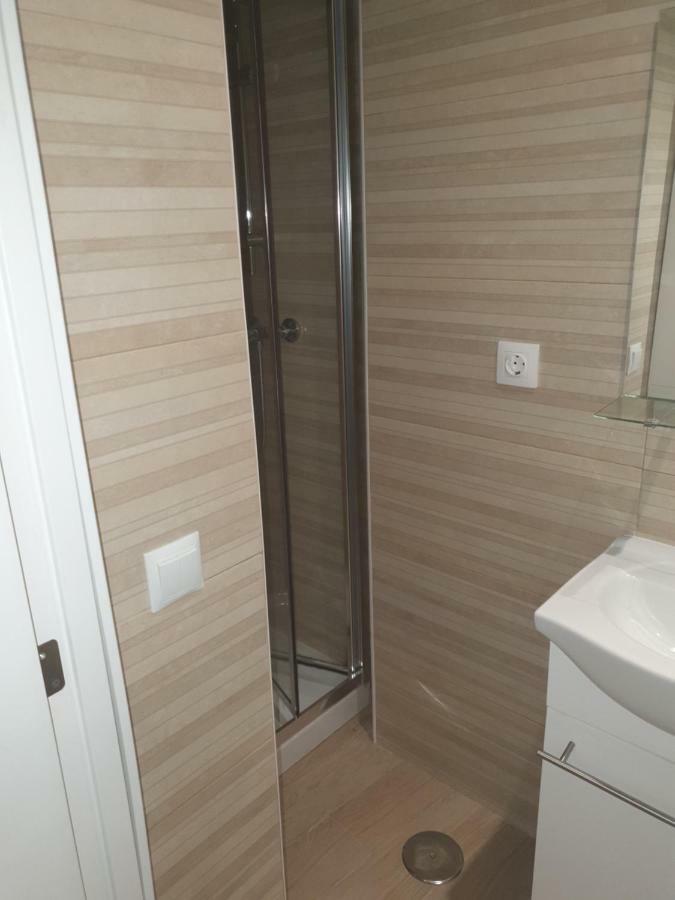 Precioso Piso En El Barrio De Embajadores Apartamento