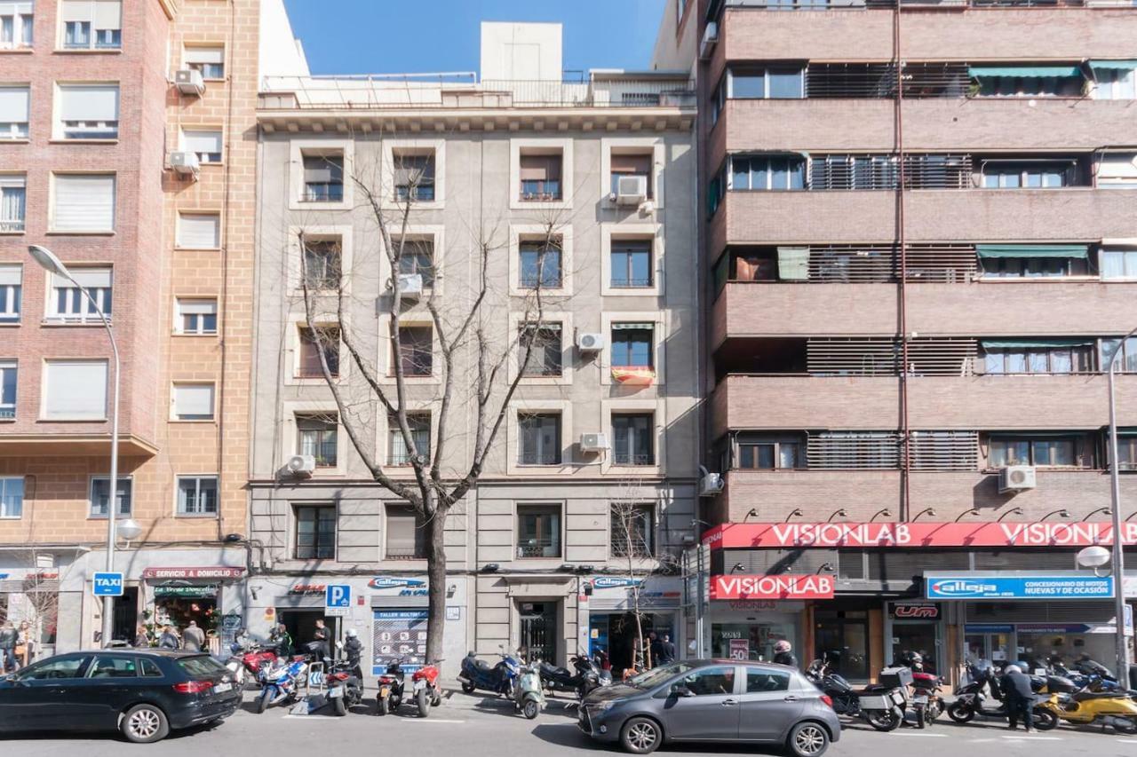 Centro De A Un Paso En Esta Casa De Lujo Сasa de vacaciones Madrid