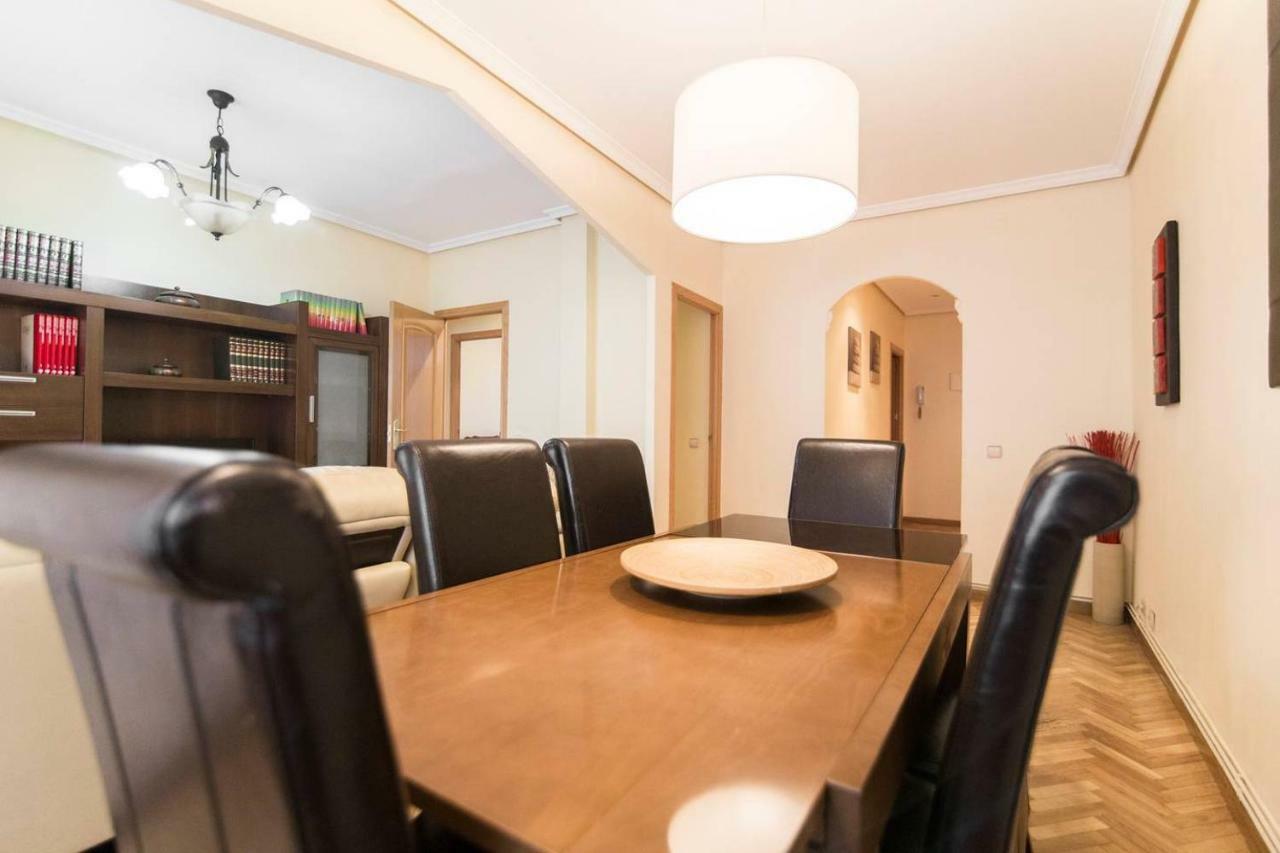 & Private Terrace Wifi + Aircon * Madrid