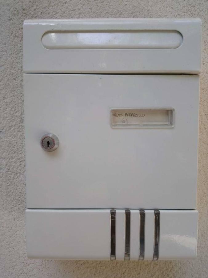 Cozy Retreat Wifi - Free Parking Apartment *